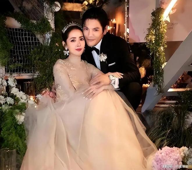 钱向佐带娃有时异地但豪门日子藏不住了AG真人登录郭碧婷手撕谣言：婆婆给